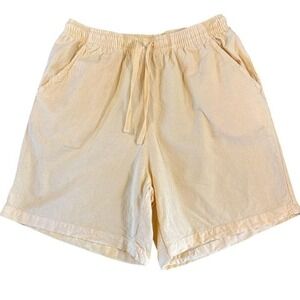 Butter Yellow Pull-on Shorts with drawstring Size Medium Petite